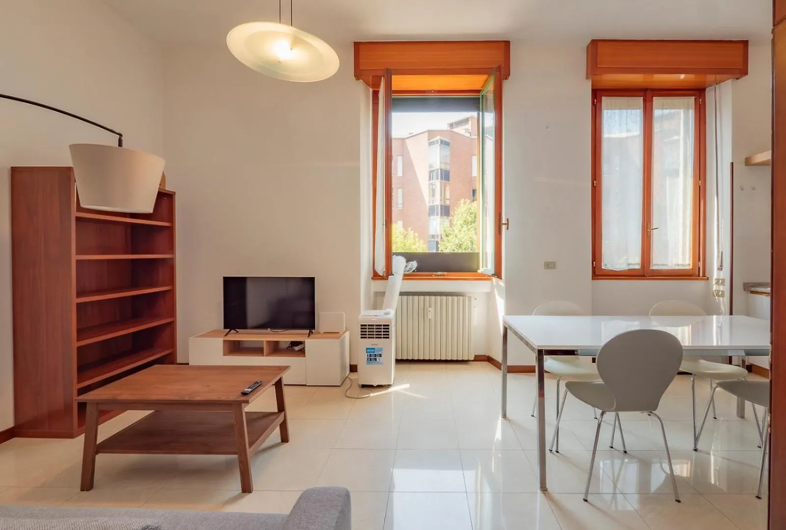 Xenia Apartments - Classical Suite In Central Station Milan 0*,